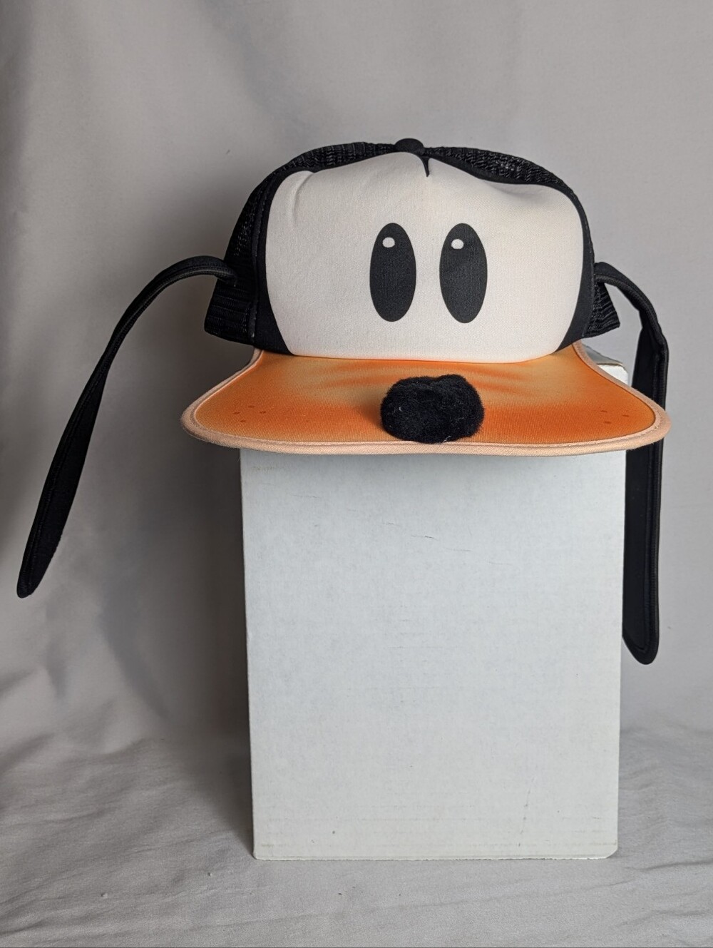 Vintage Children's Disney Parks Goofy Trucker Hat with Ears - NWT Deadstock